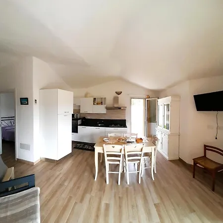 Casa vacanze Leonardo - Independent With Sea View